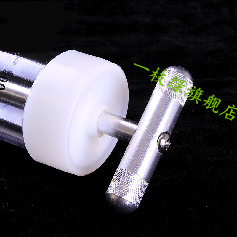 精準繁育，高效養殖 注射器子宮清洗器在豬人工授精中的應用與價值